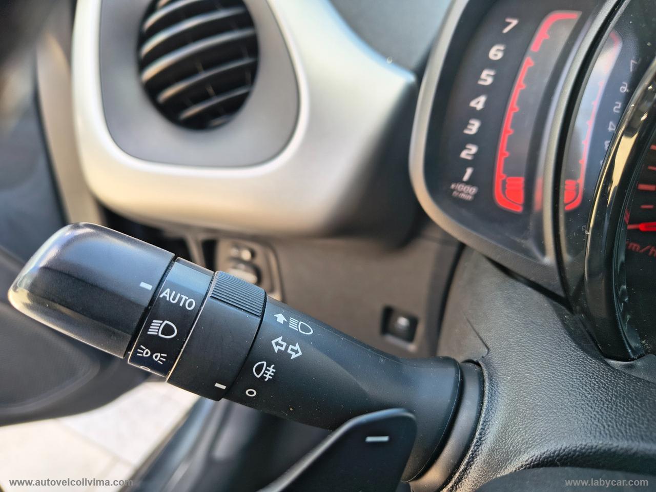 TOYOTA Aygo 1.0 VVT-i 69 CV 5p. x-play TSS MMT