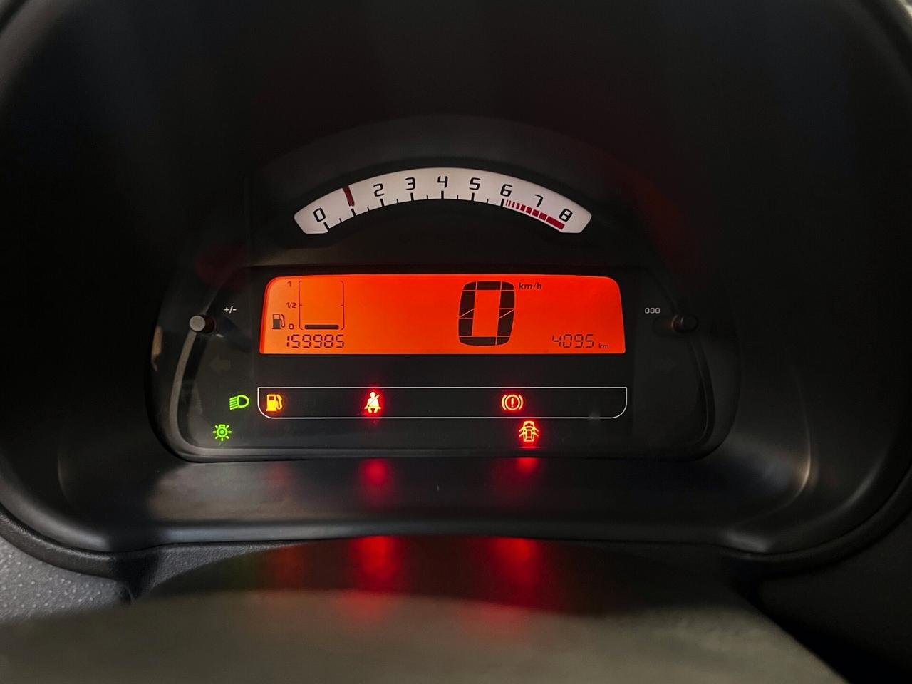 Citroen C2 09 1.1 airdream Elegance Si Neopatentati