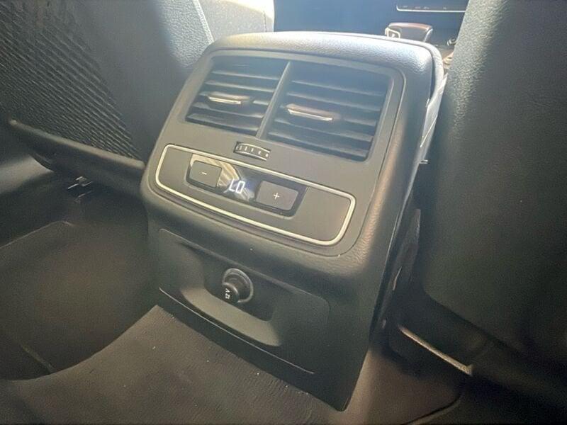 Audi A4 2.0 30 TDI BUSINESS S TRONIC