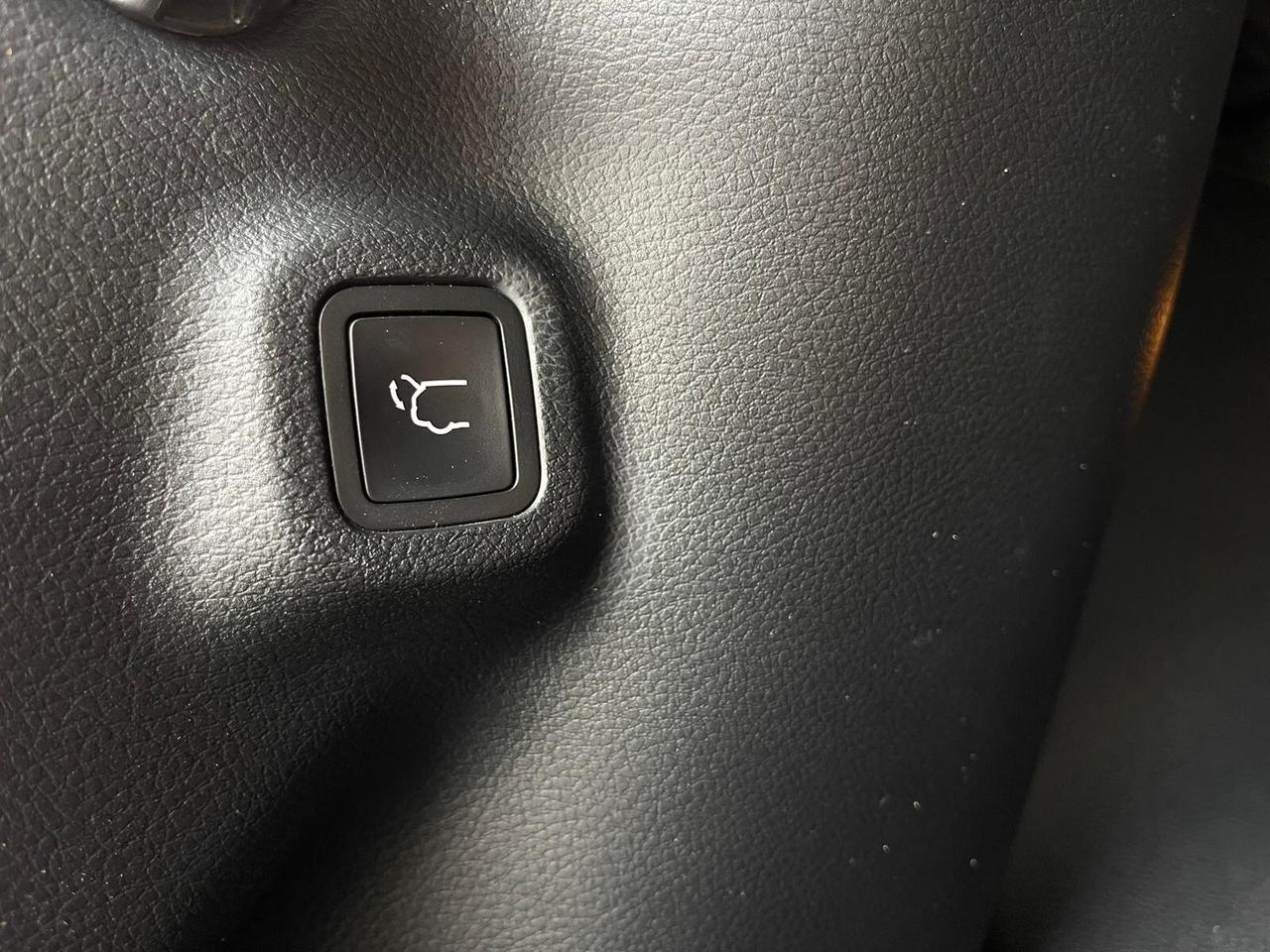 Jeep AVENGER TURBO KM. 30.000 09/2023