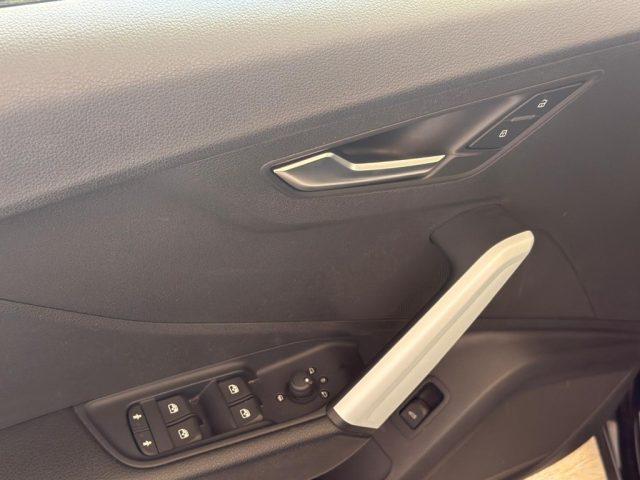 AUDI Q2 30 TDI Business Design