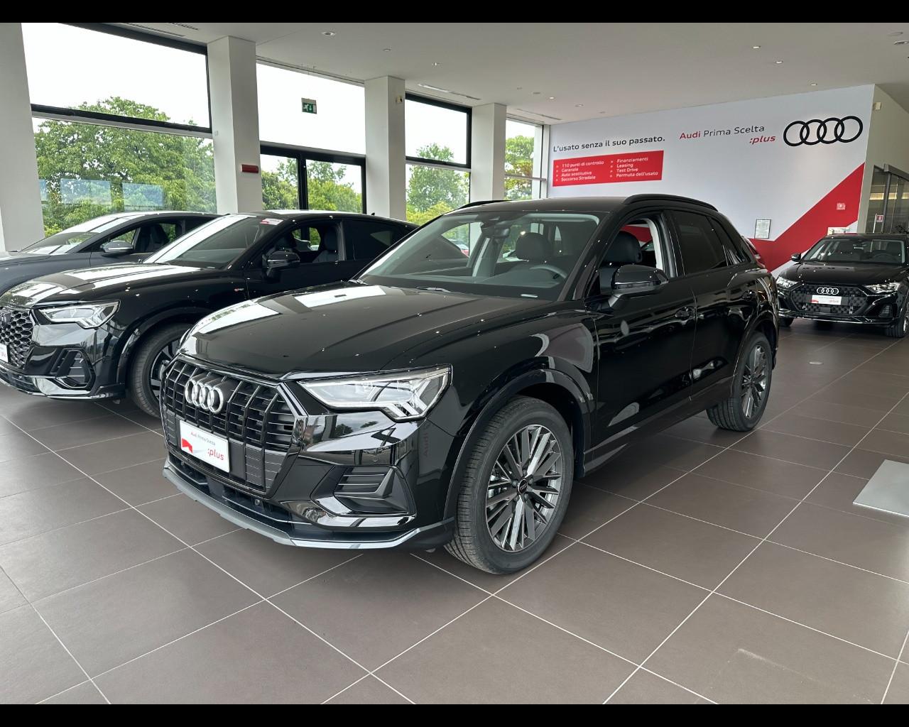 AUDI Q3 35 TFSI S-TRONIC BUSINESS ADVANCED