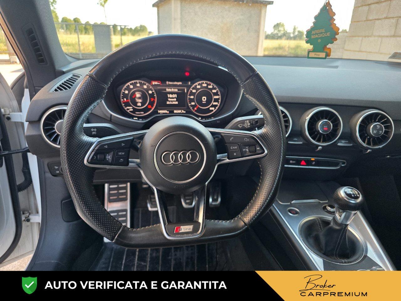 Audi TT Coupe 2.0 tfsi S line