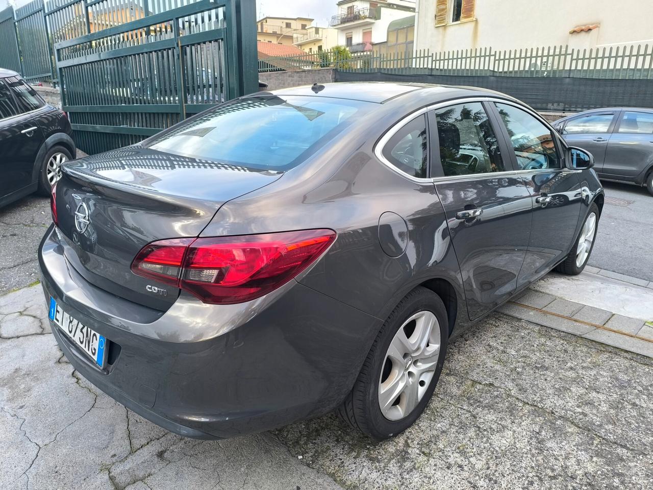 Opel Astra 1.7 CDTI 130CV 5 porte Cosmo