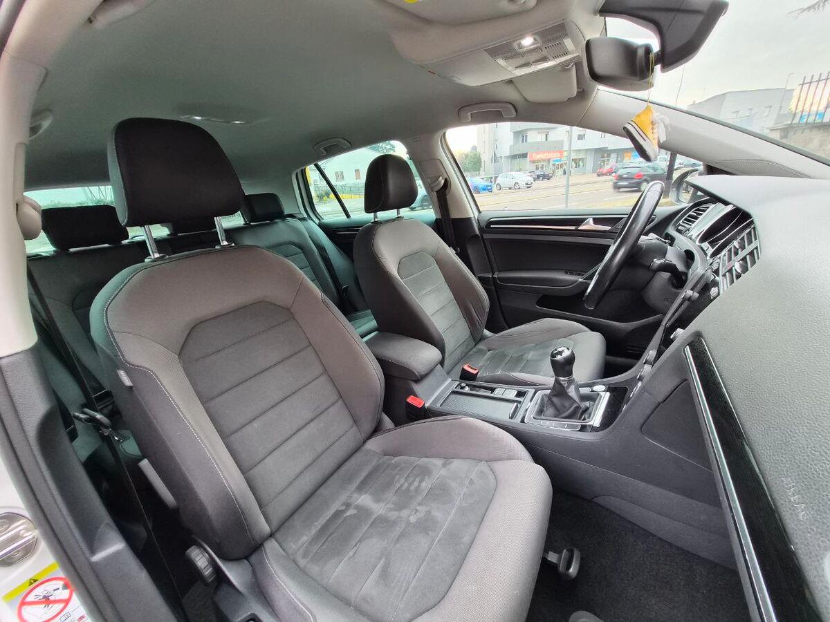 Volkswagen Golf 1.5 tgi Highline 130cv