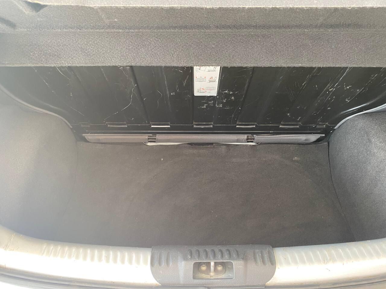 VOLKSWAGEN FOX - 1.2 | 60 CV