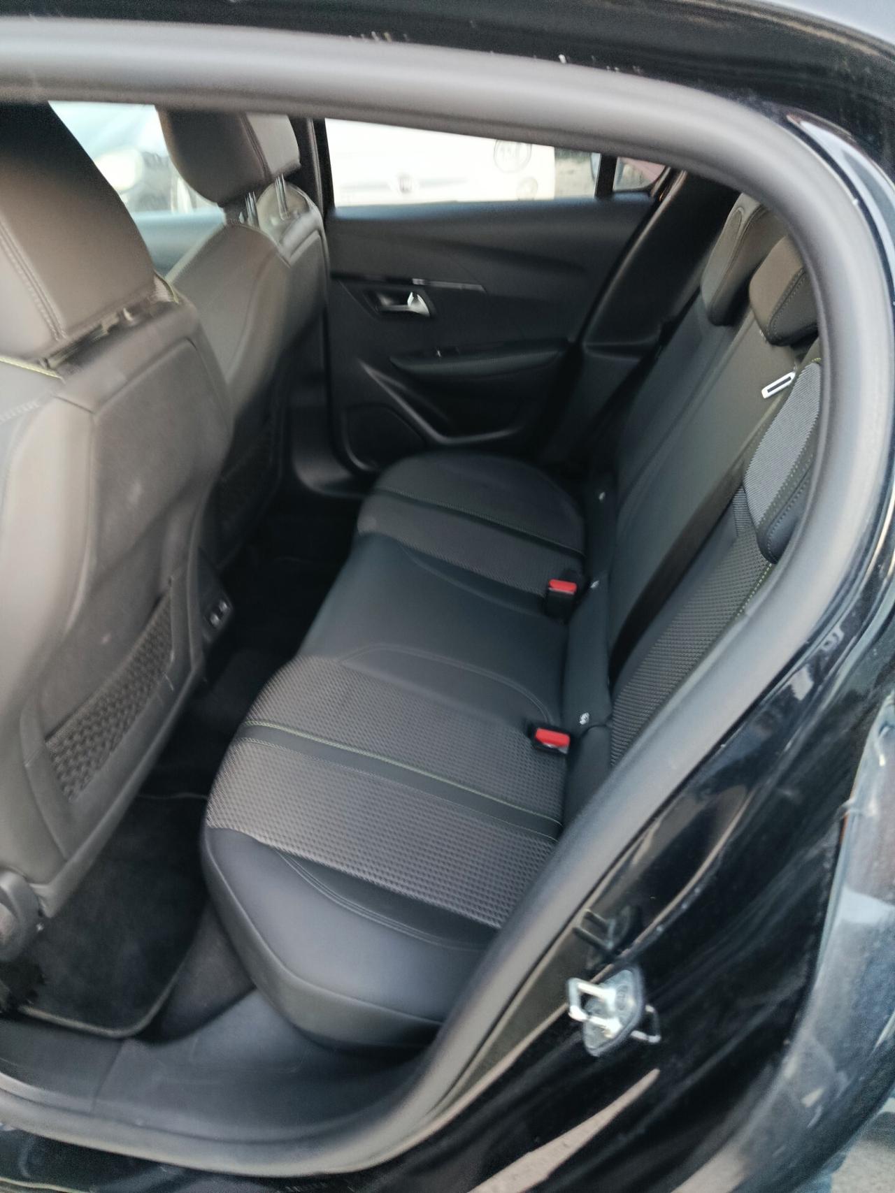 Peugeot 208 PureTech 130 Stop&Start EAT8 5 porte GT