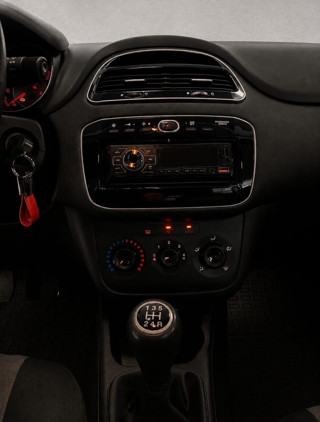 Fiat Punto 1.3 MJT II S&S 95 CV 5 porte Street