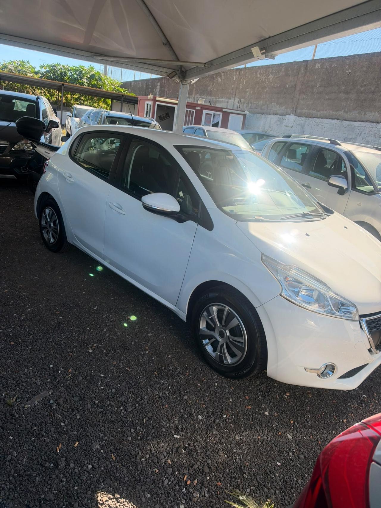 Peugeot 208 1.2 VTi 82 CV 5 porte Allure