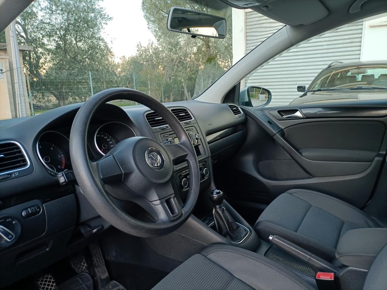 Volkswagen Golf 1.6 TDI 5p. Highline *135.000km*