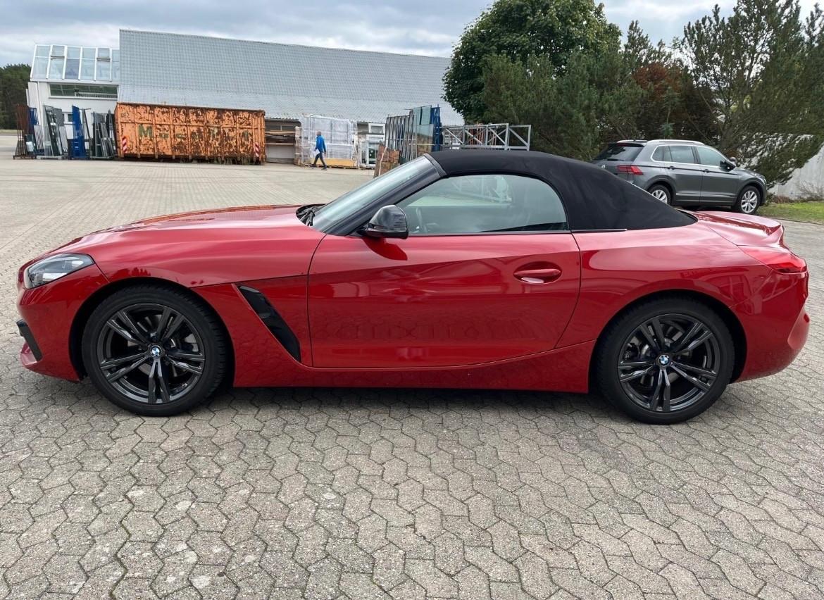 BMW Z4 Roadster sDrive 20i Sport Line