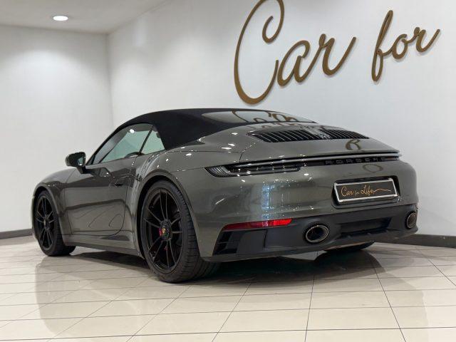 PORSCHE 992 Carrera 4 GTS Cabriolet