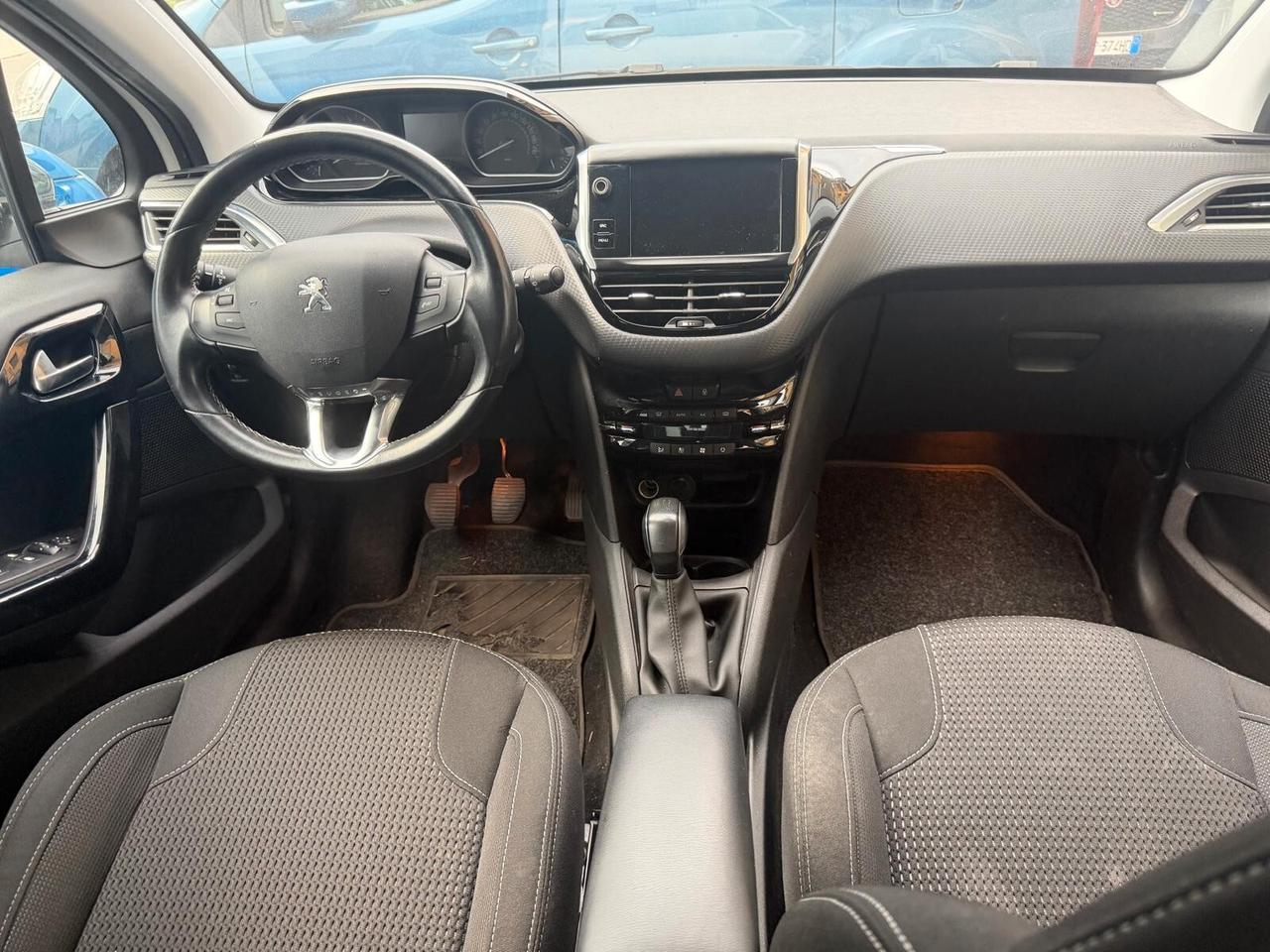 Peugeot 208 PureTech 82 5 porte Style
