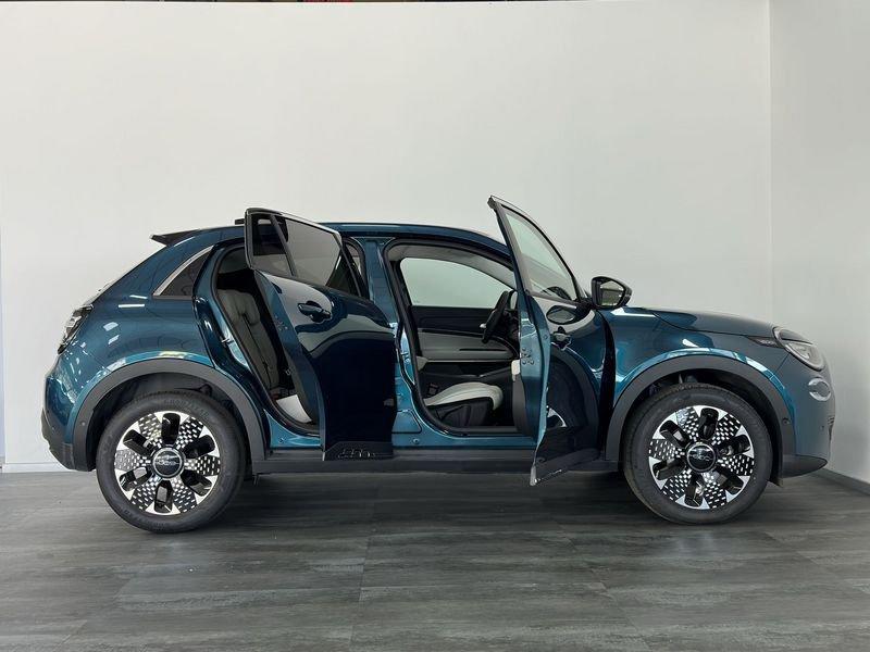 FIAT 600 1.2 Hybrid 145cv La Prima