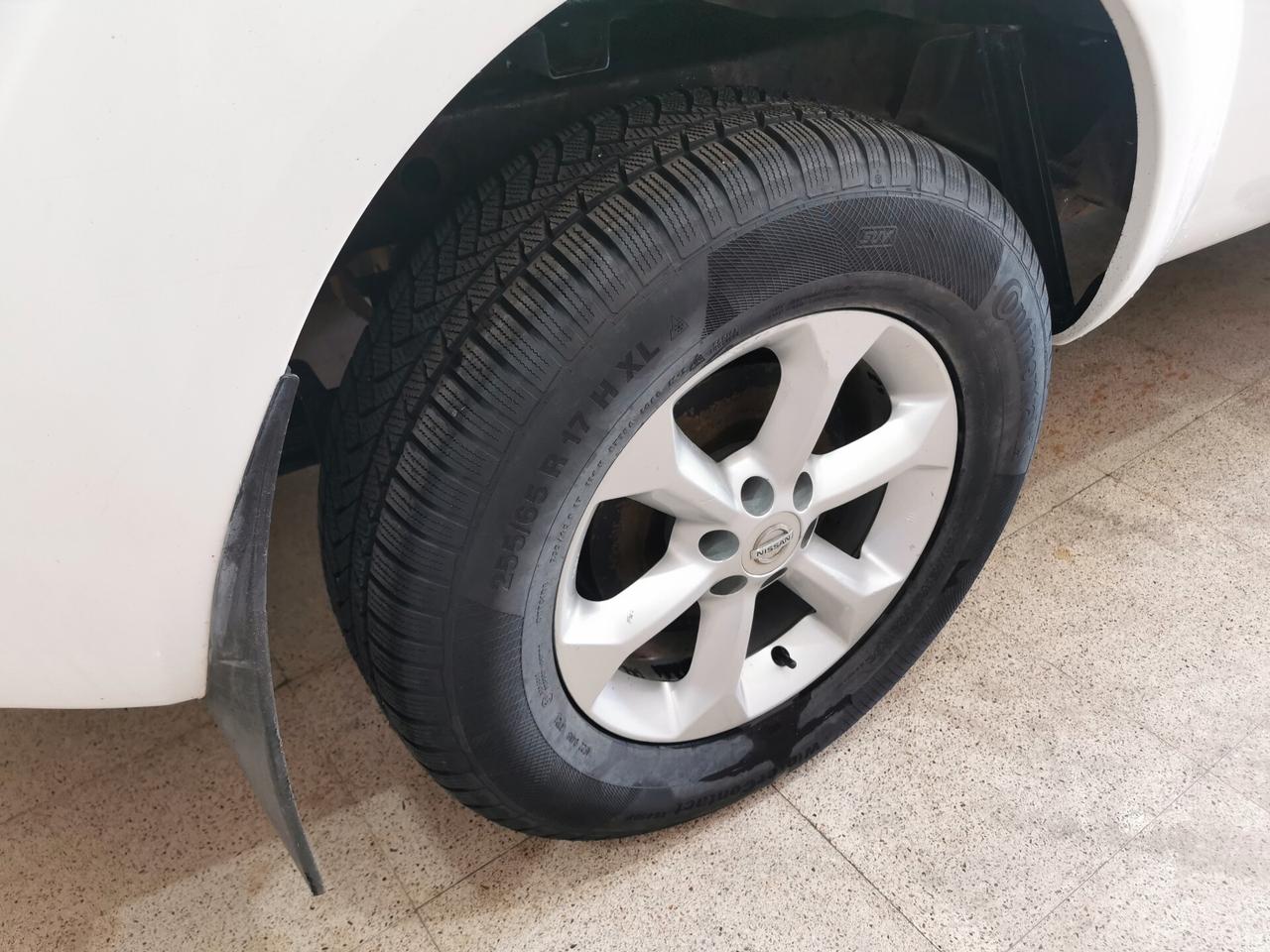 Nissan Navara 2.5 dCi 190CV 2 porte King Cab Sport