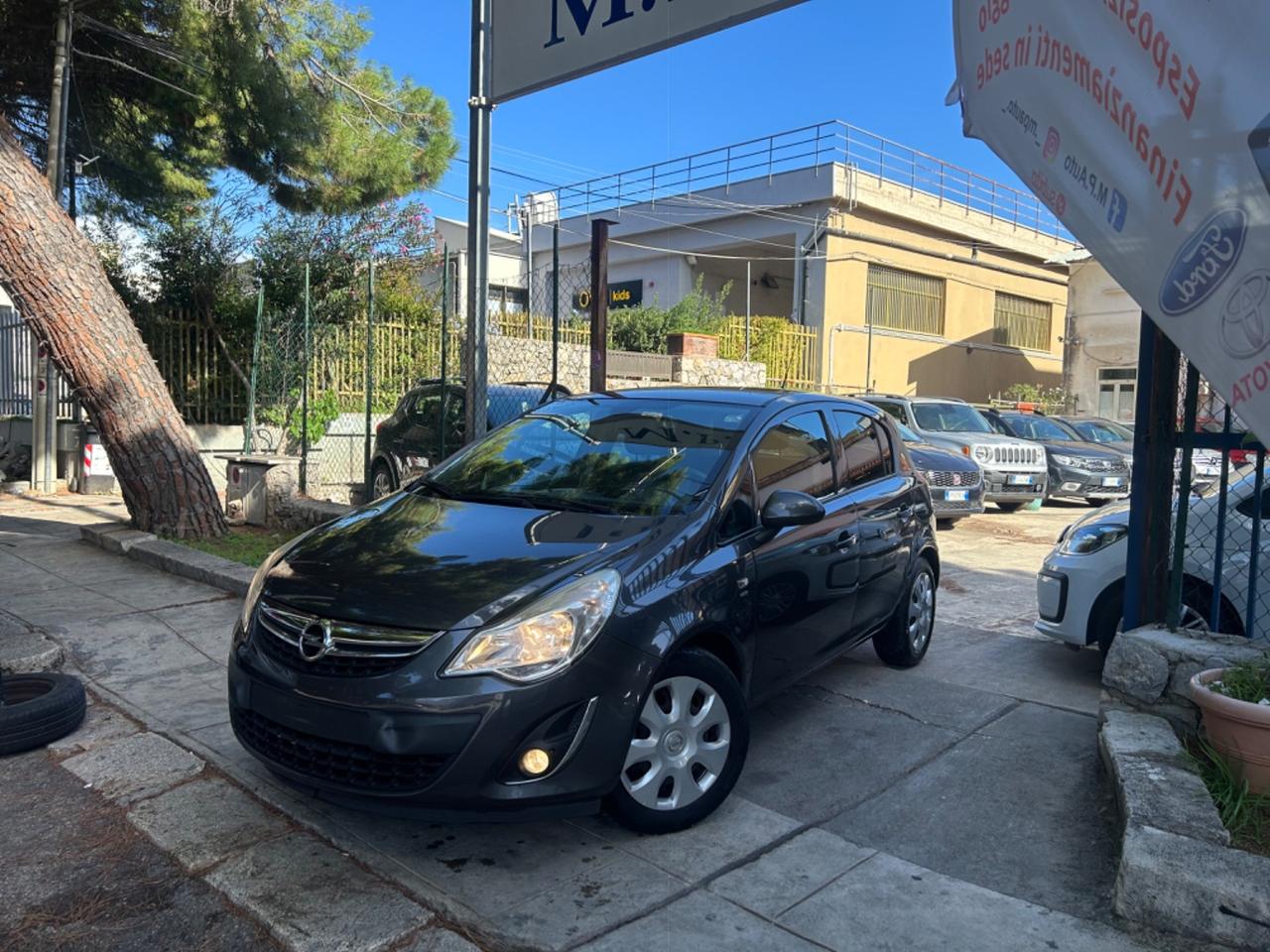 Opel Corsa 1.4 16V 5 porte Elective