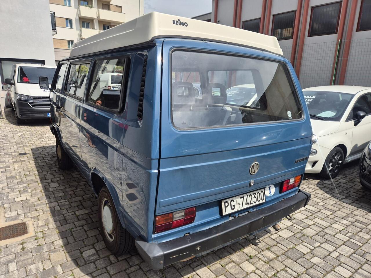 Volkswagen T3 MULTIVAN - 6 POSTI