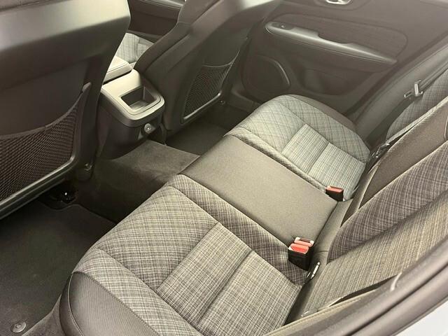 Volvo V60 B4 (d) automatico Core