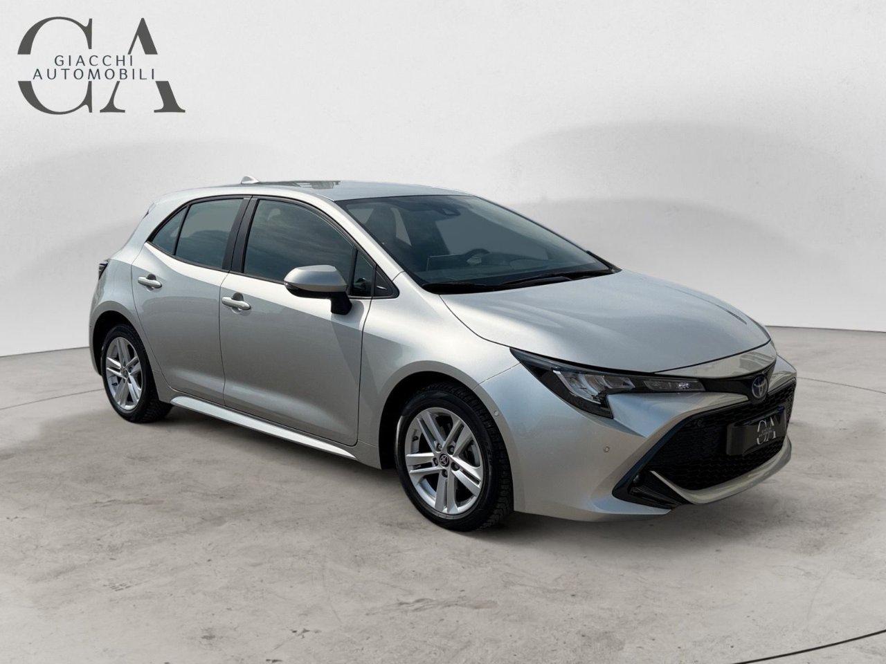 Toyota Corolla 1.8h Business cvt