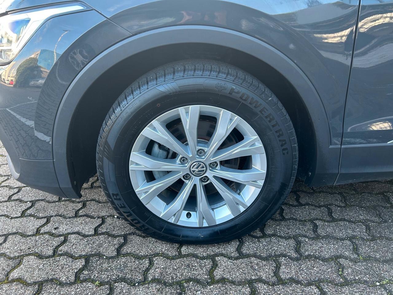 Volkswagen Tiguan 2.0 tdi Life 150cv dsg GRANDINATA