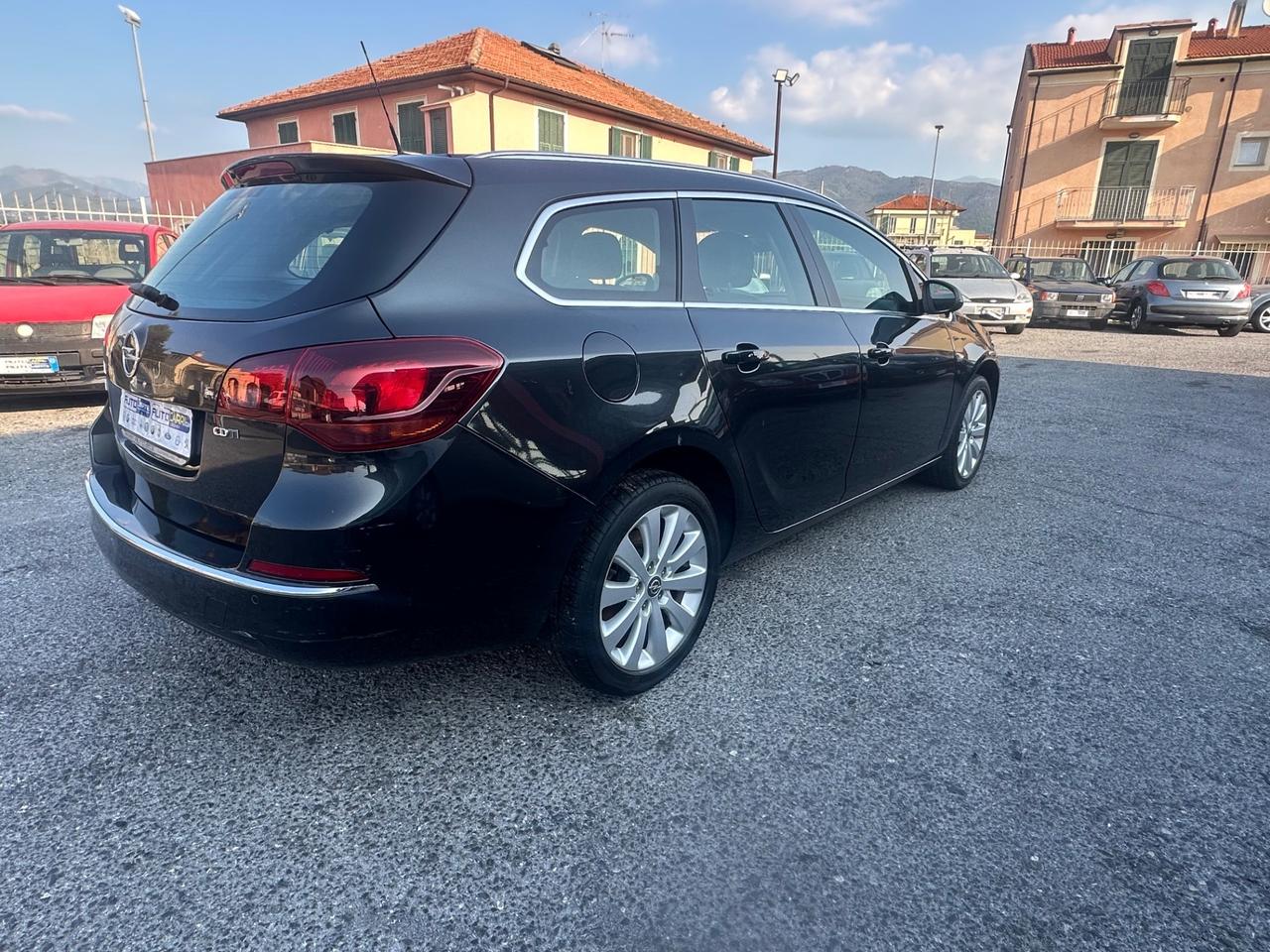Opel Astra 1.7 CDTI 130CV Sports Tourer Cosmo
