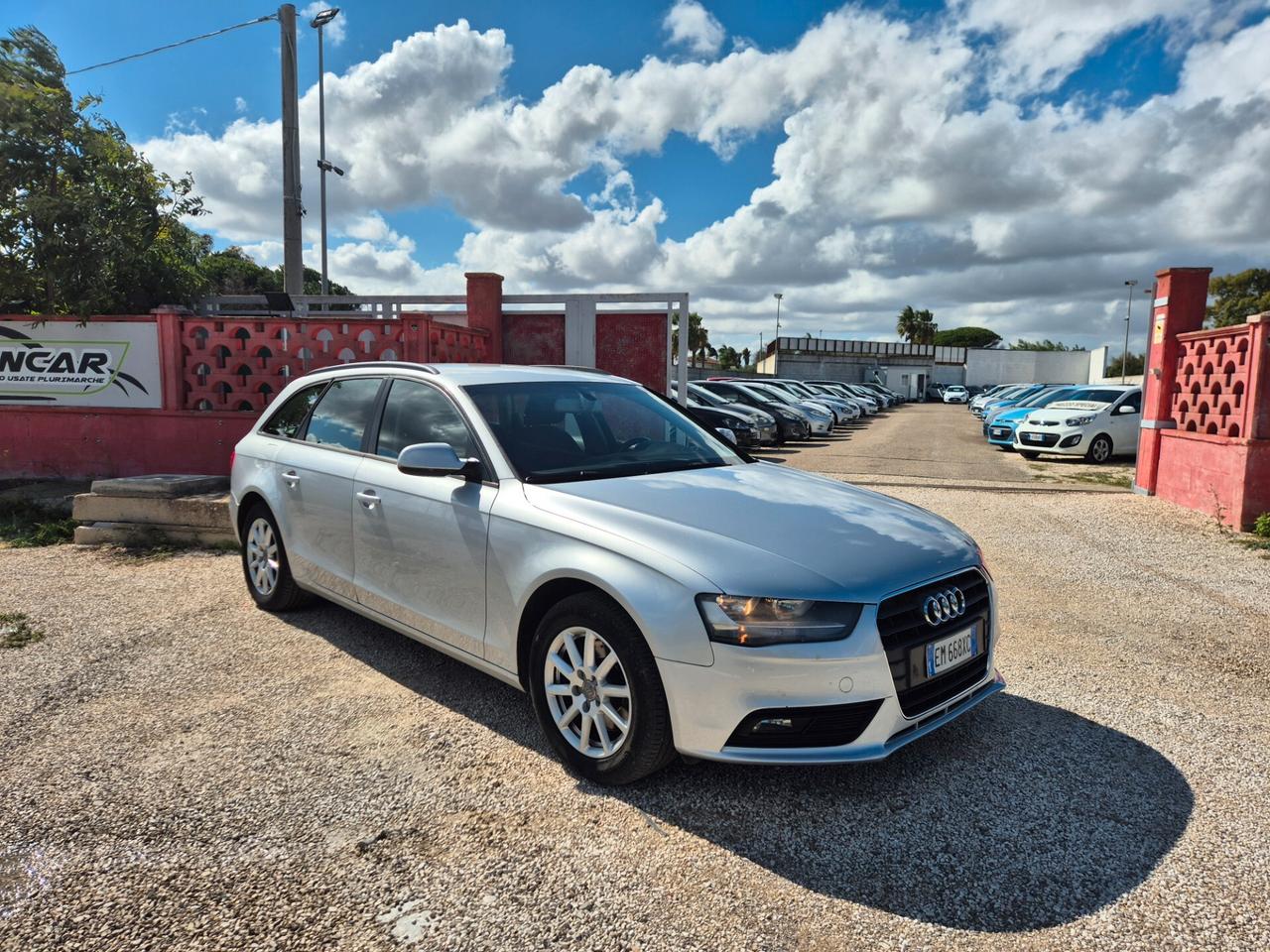 Audi A4 Avant 2.0 TDI 143CV GARANZIA 12 MESI