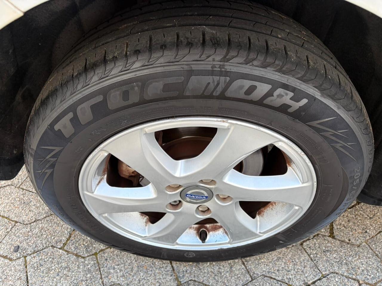 Volvo V40 Cross Country D2 1.6 Summum*EURO5B*NEOPATENTATI