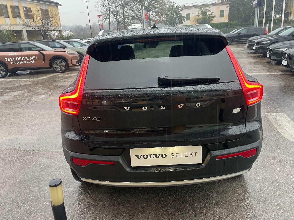 VOLVO - XC40 - T4 Recharge Plug-in Hyb. Inscript.