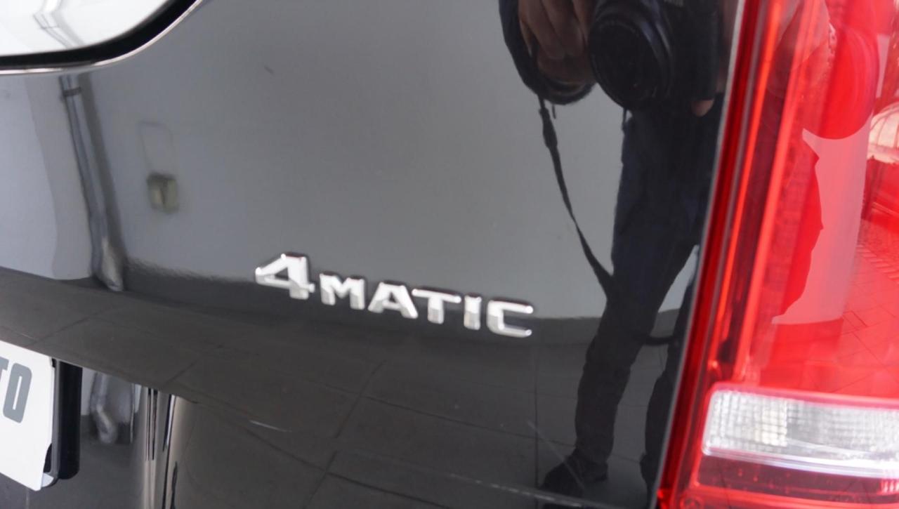 Mercedes-Benz V 300 d Automatic 4Matic Premium long