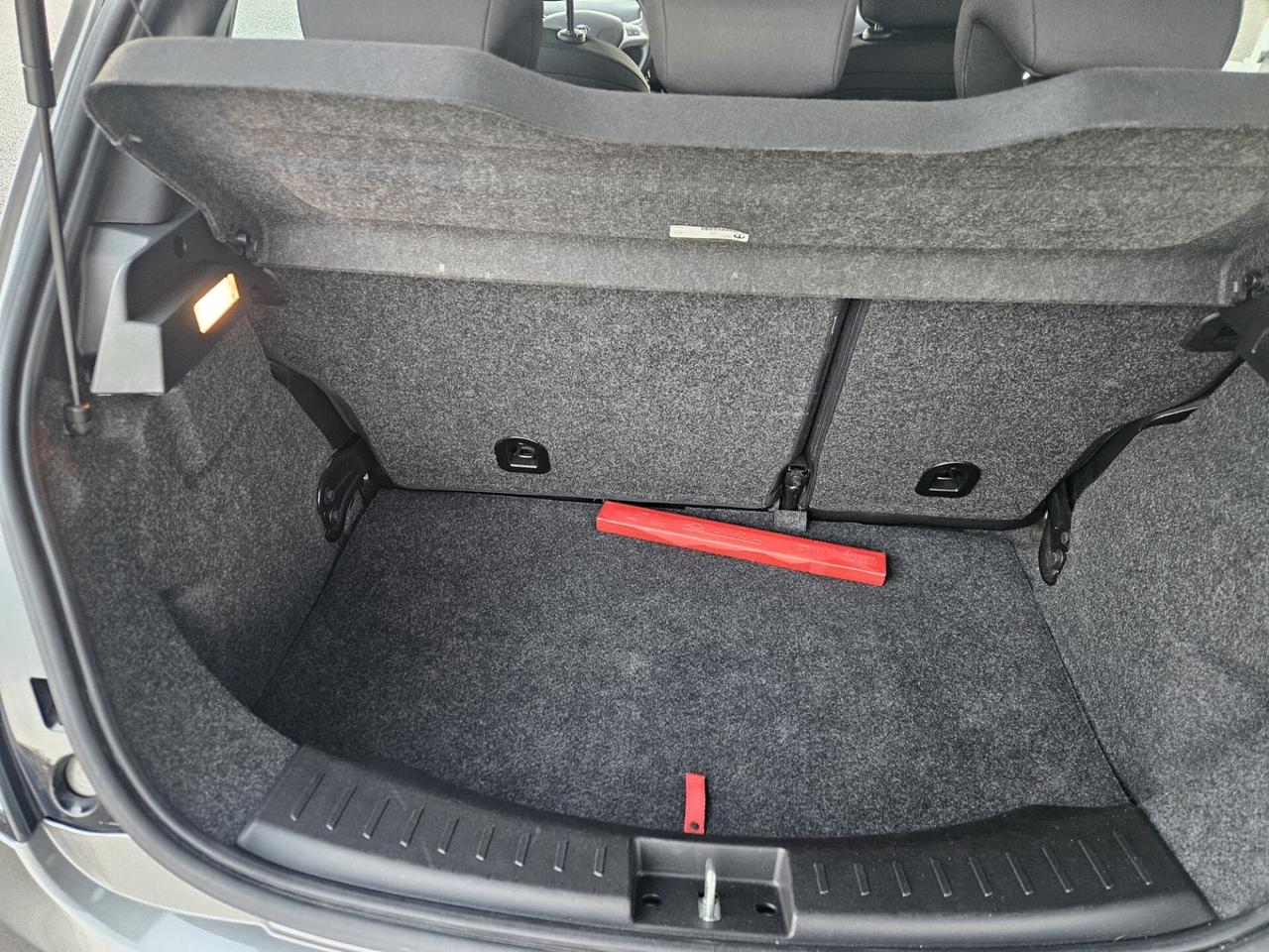 Lancia Ypsilon 1.0 FireFly 5 porte S&S Hybrid Gold