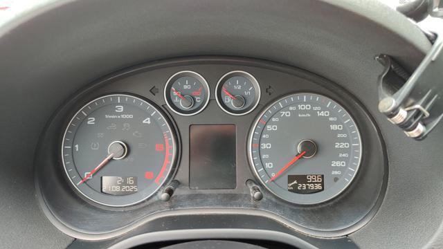 AUDI A3 1.6 TDI 105cv