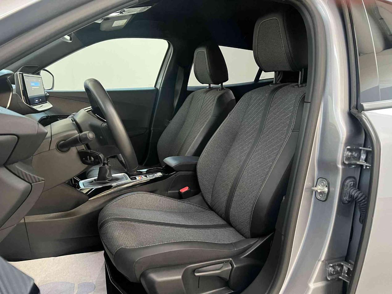 Peugeot 2008 PureTech 100 S&S Allure CarPlay/Led