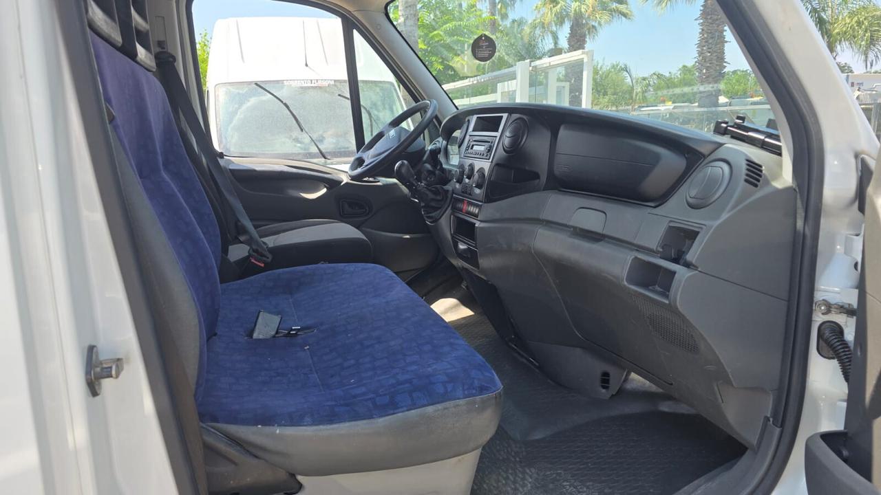 Iveco DAILY 35C15 -P. 3750 - 3.0 MJT 150 CV