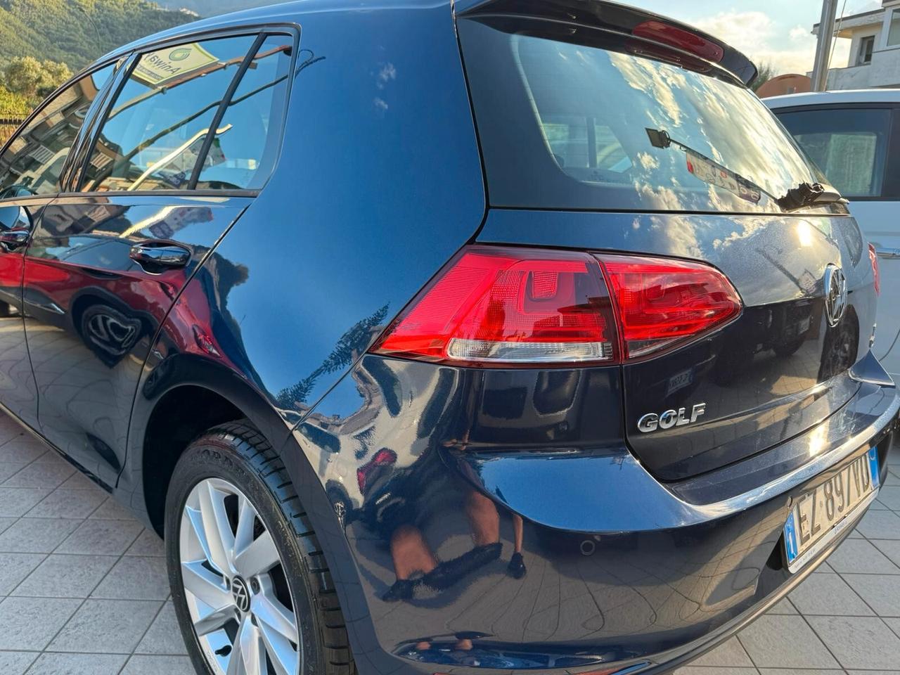 Volkswagen Golf Business 1.6 TDI 5p. Highline BlueMotion Technology