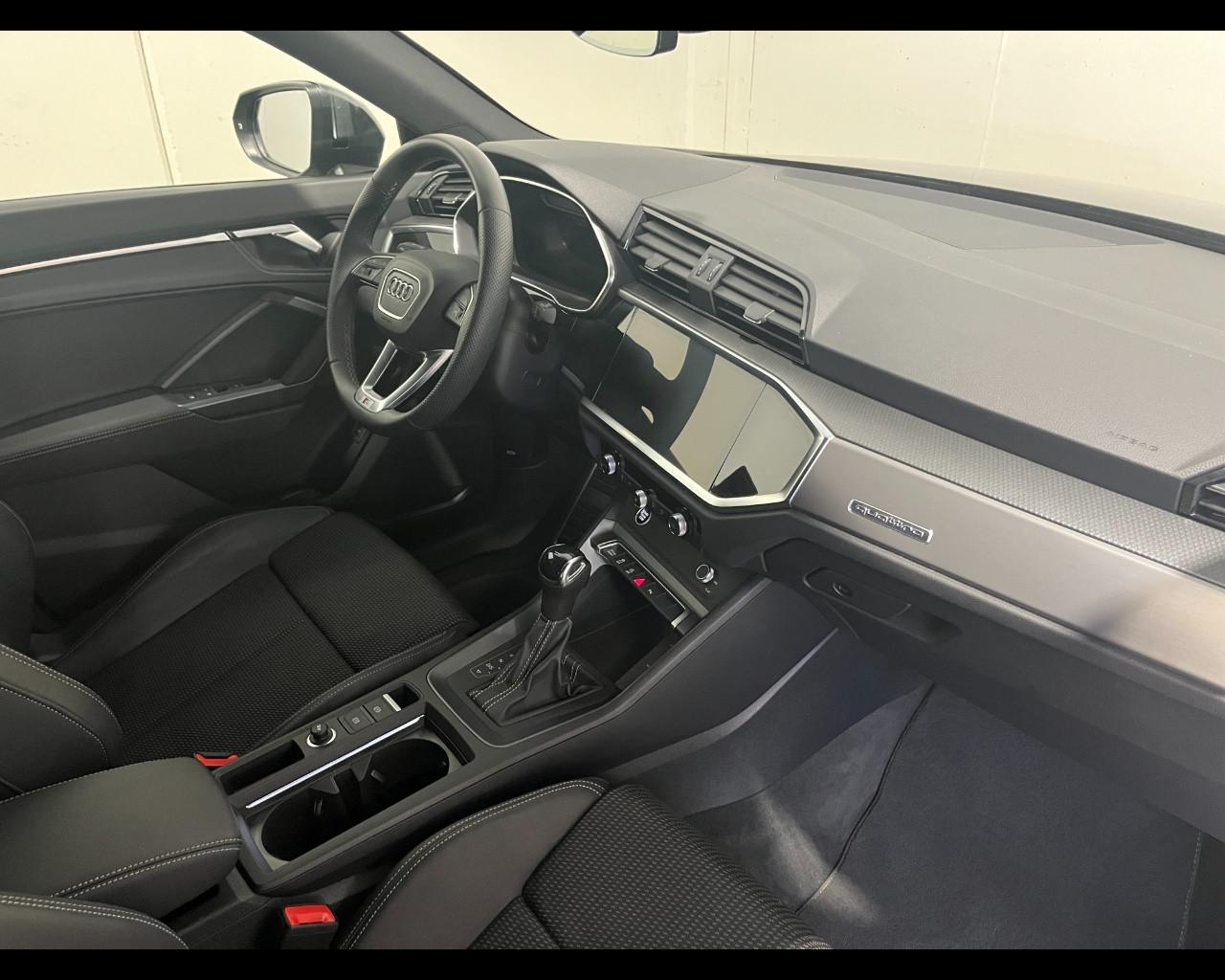 AUDI Q3 SPORTBACK 40 TDI S-TRONIC QUATTRO S-LINE EDITION