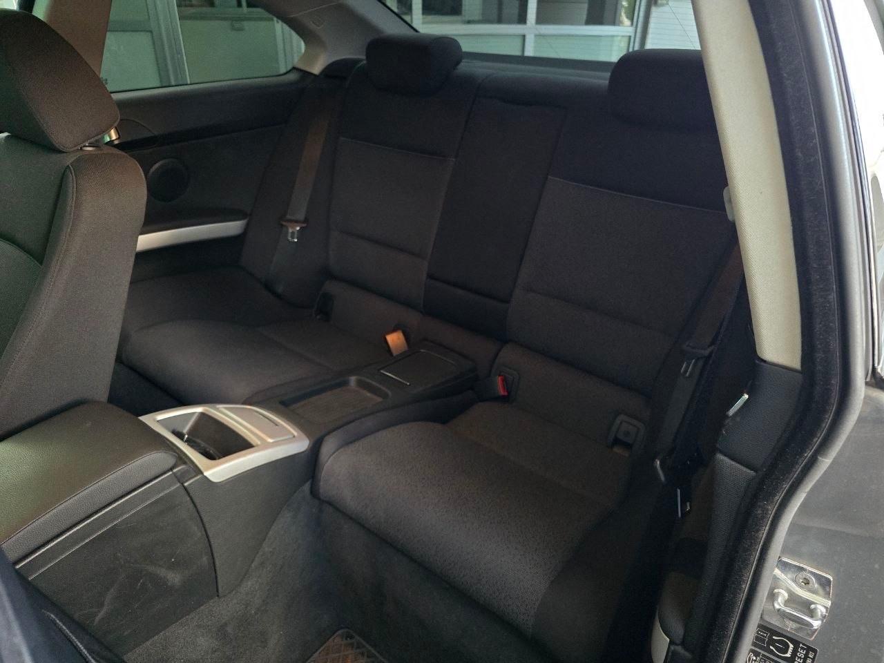 BMW 325i E92 218cv