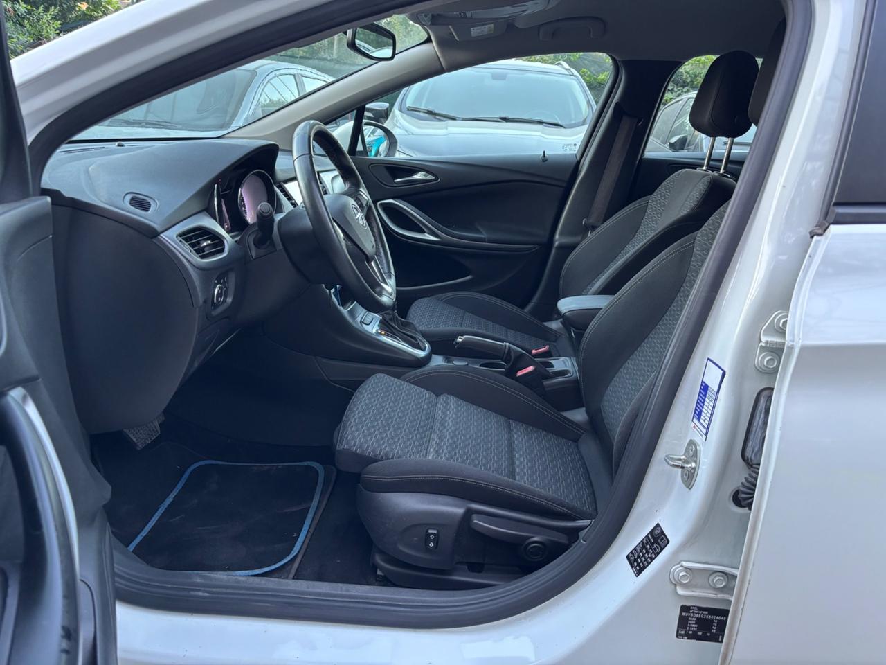 Opel Astra 1.6 CDTi 136CV Innovation