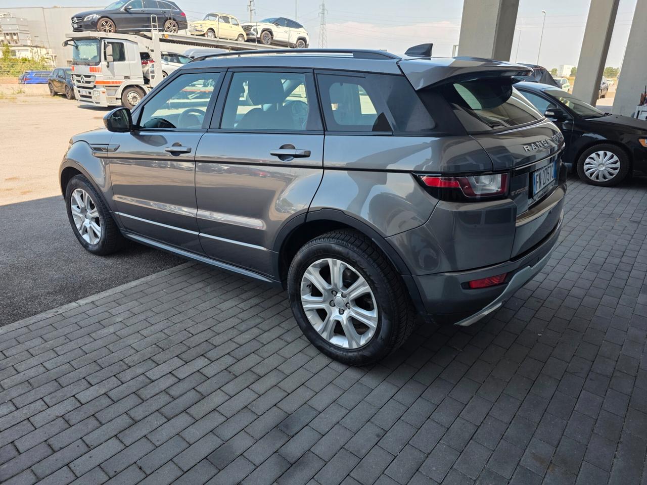Land Rover Range Evoque 2.0 TD4 150 CV 5p. SE