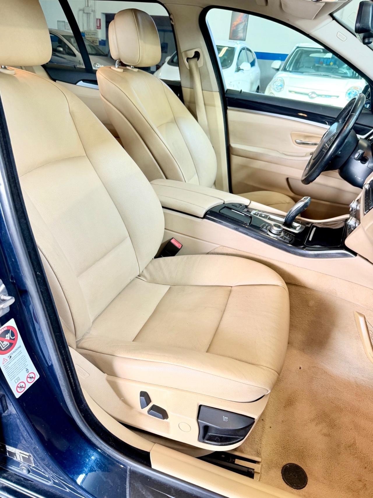 Bmw 520 520d xDrive Touring Luxury