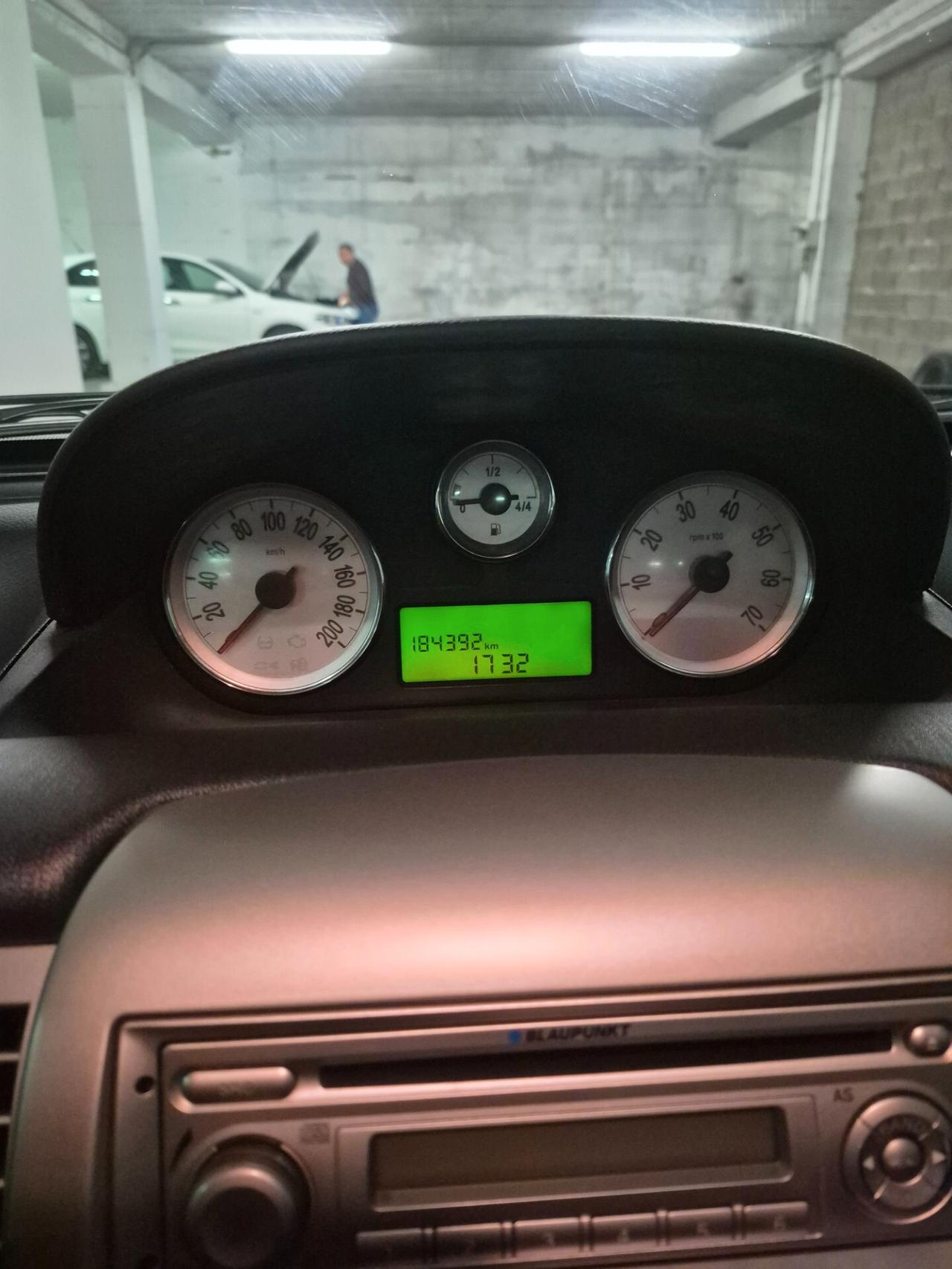 Lancia Ypsilon 1.2 Oro Giallo