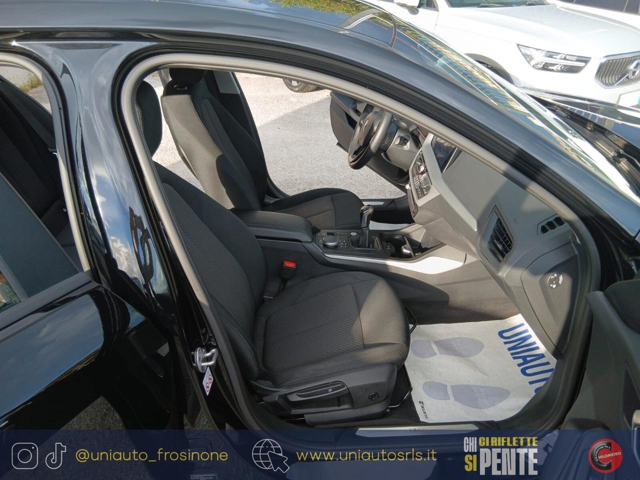Bmw 118 118d 5p. Advantage