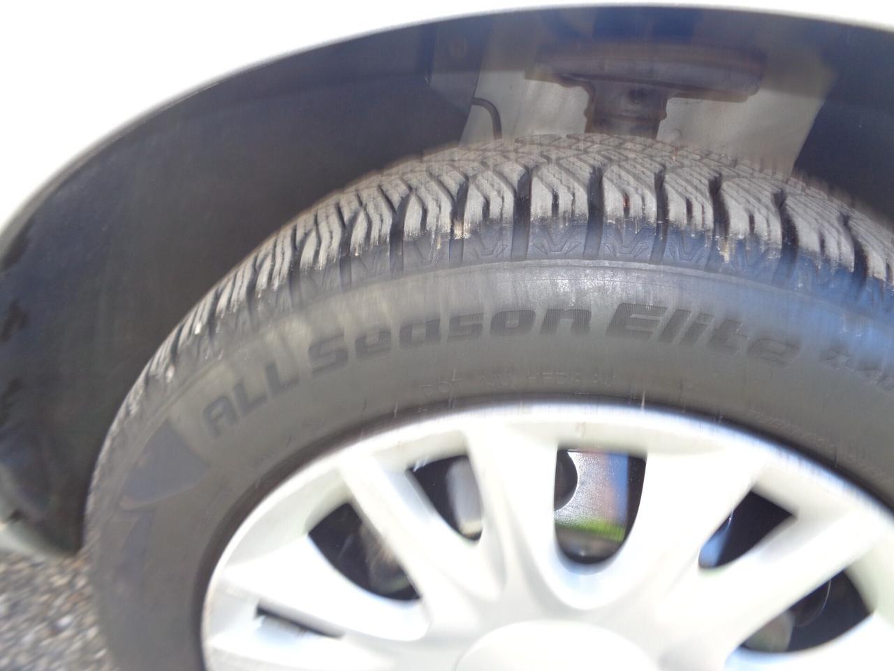 Lancia Ypsilon 1.2 Platino garaz 12 mesi