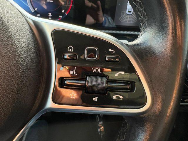 MERCEDES-BENZ A 180 d