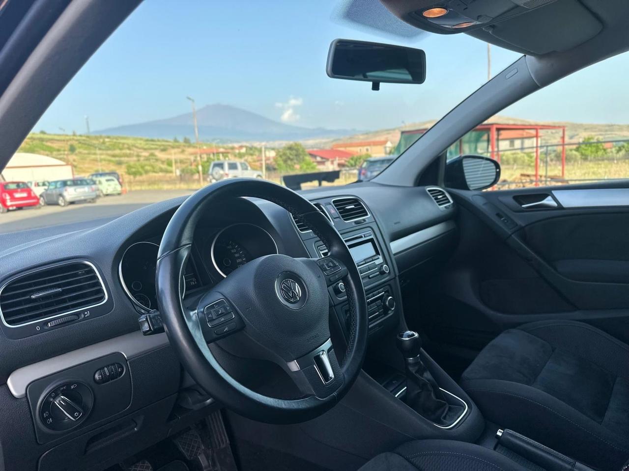 Volkswagen Golf 1.6 TDI DPF 5p. Highline