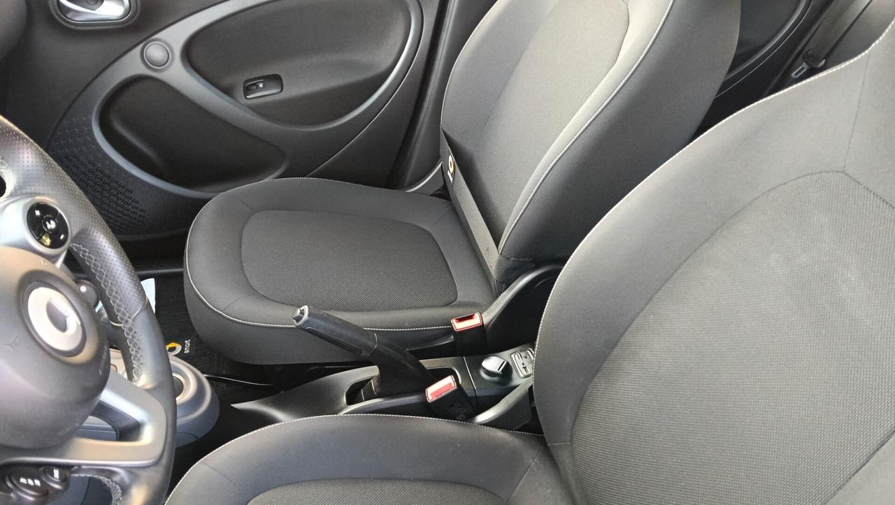 SMART FORFOUR 0.9 BENZ-TETTO-NAVI