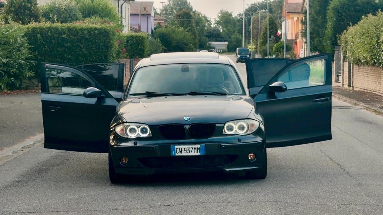 Bmw 120 120d cat 5 porte Attiva