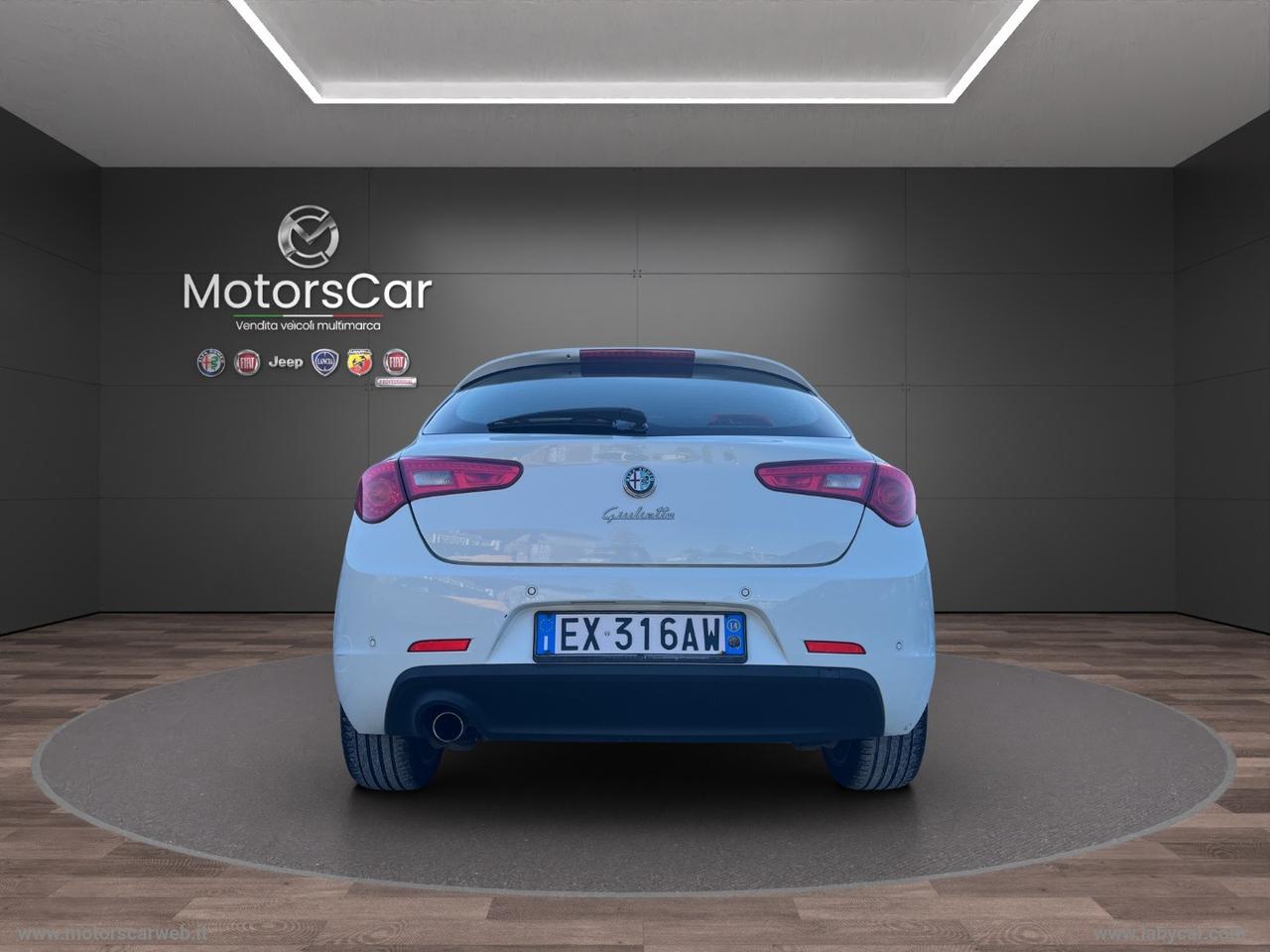 ALFA ROMEO Giulietta 1.6 JTDm-2 105 CV Distinctive