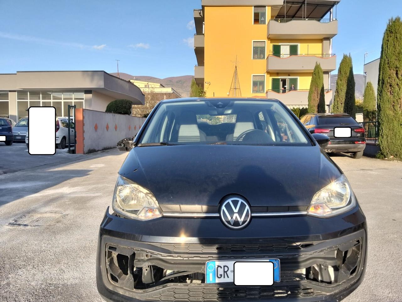 Volkswagen up! 1.0 Benzina 2023 SINISTRATA
