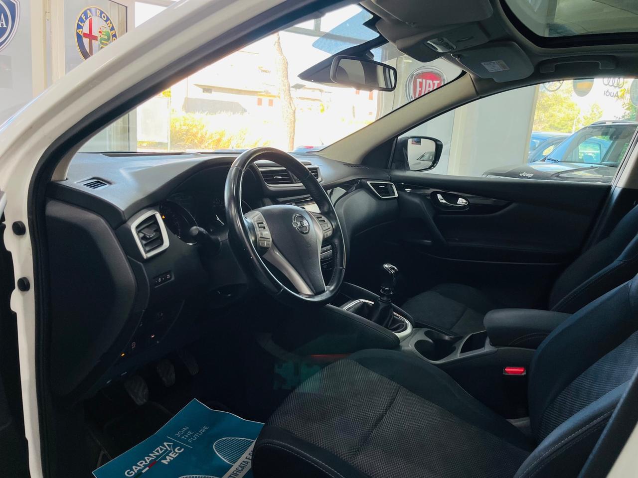 Nissan Qashqai 1.5 dCi Tekna 110cv anno 2015 italiana