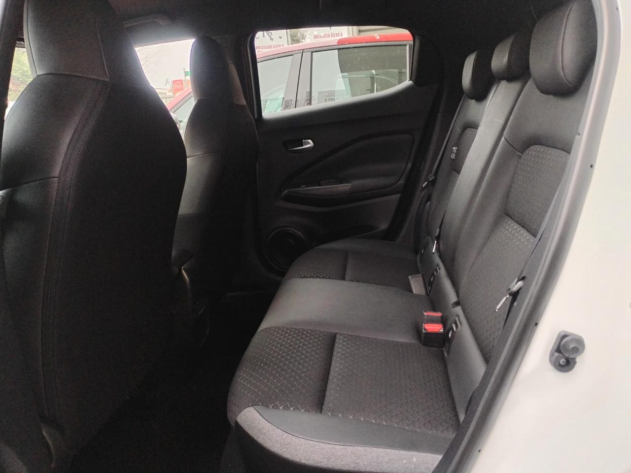 Nissan Juke 1.0 DIG-T 114 CV N-Connecta